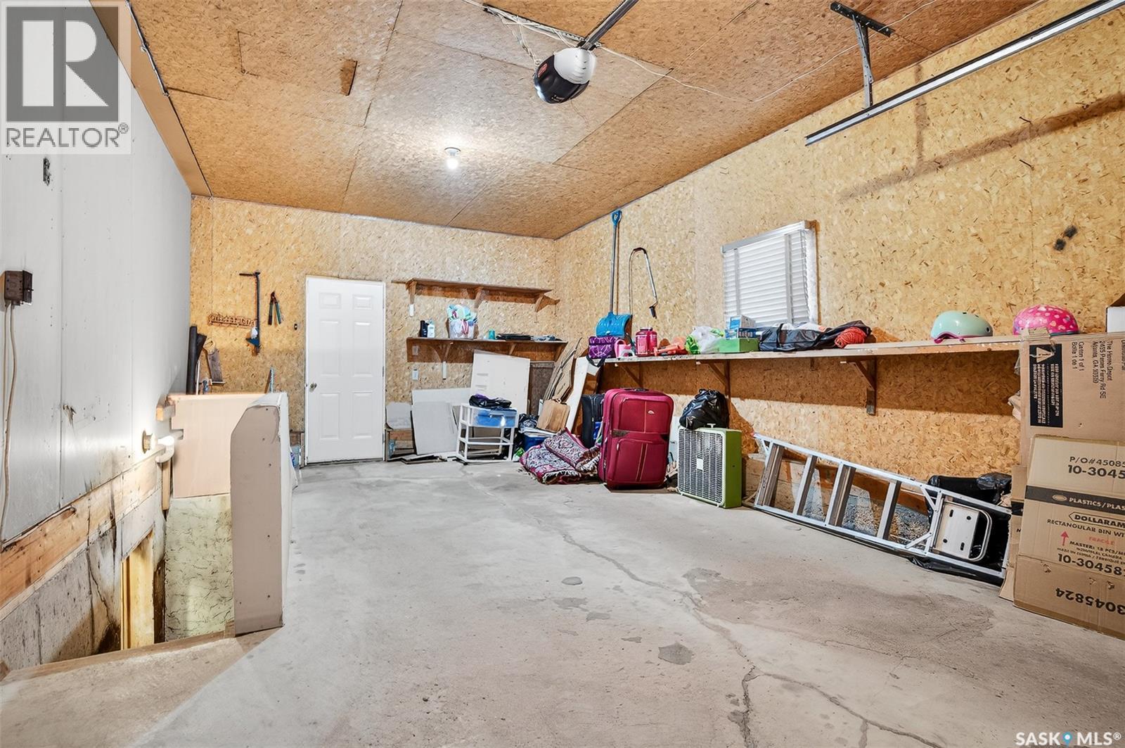 79 Bluebell Crescent, Moose Jaw, SK - Indoor Photo Showing Garage