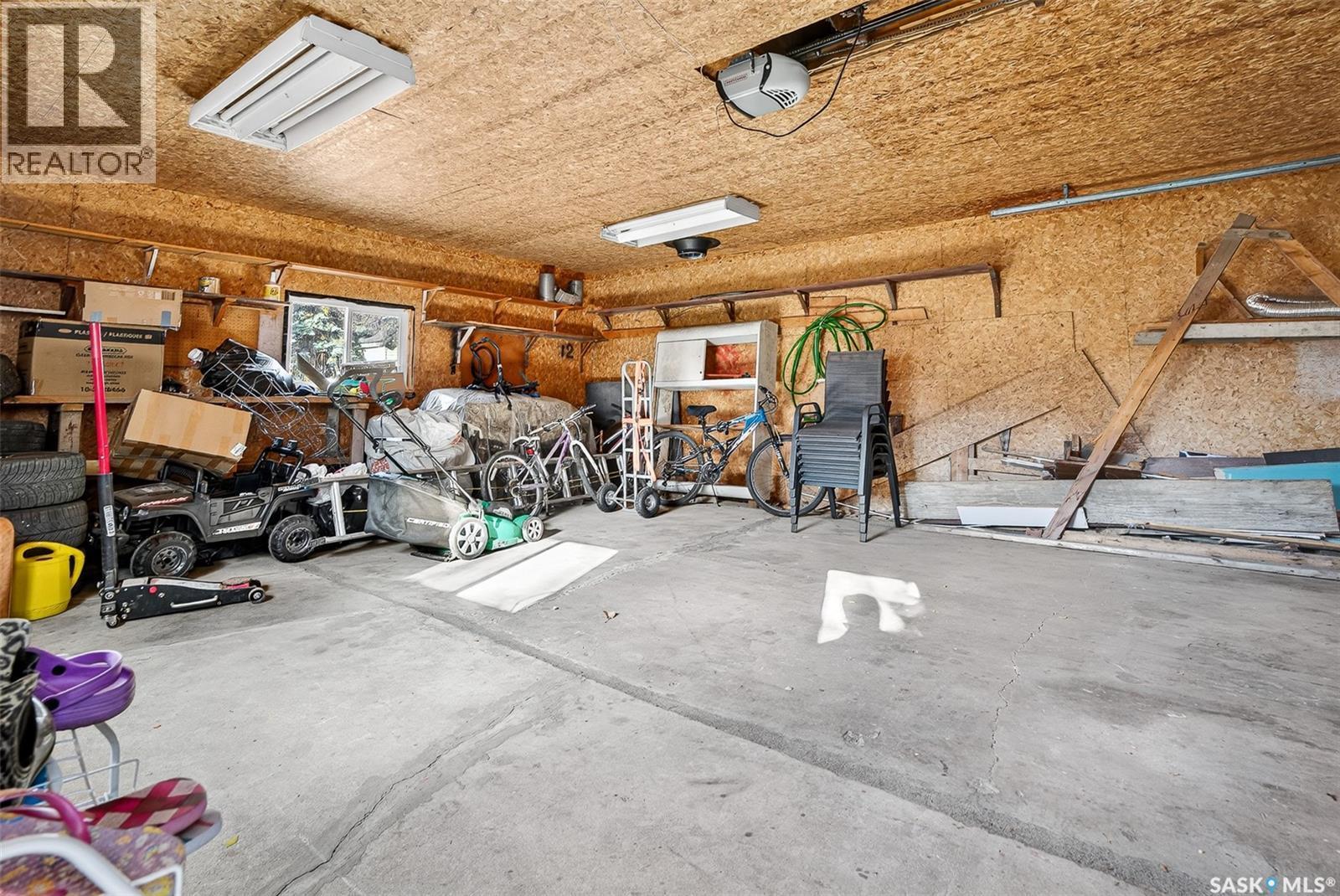 79 Bluebell Crescent, Moose Jaw, SK - Indoor Photo Showing Garage
