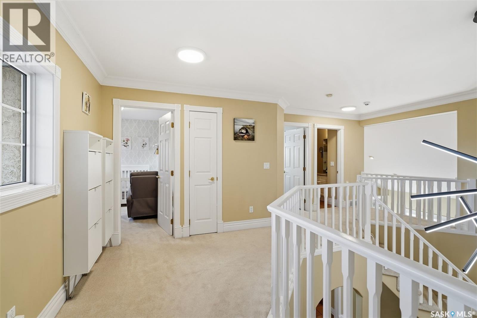 112 Saskatchewan Crescent W, Saskatoon, SK - Indoor Photo Showing Other Room