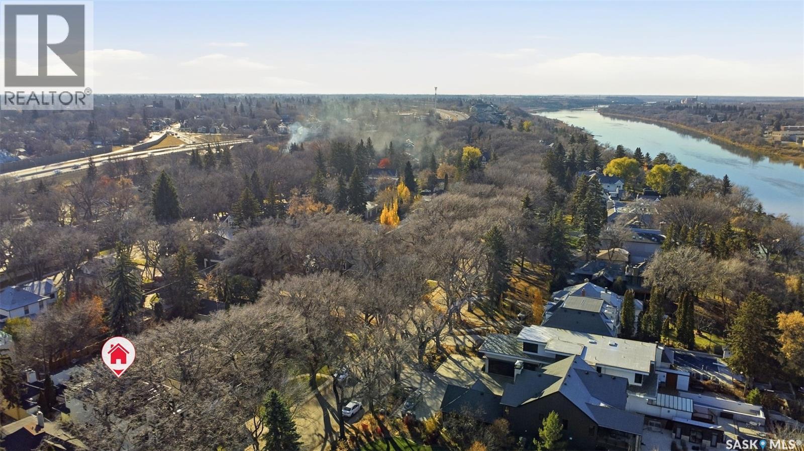 112 Saskatchewan Crescent W, Saskatoon, SK - Outdoor With View