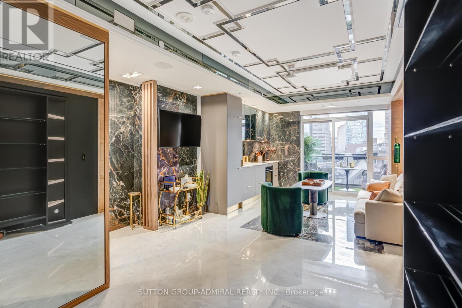 505 - 88 Cumberland Street, Toronto, ON - Indoor