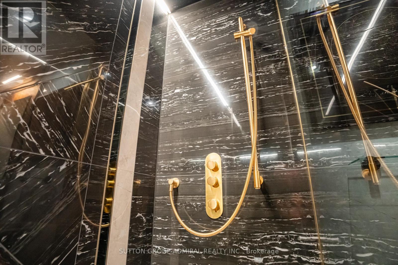 505 - 88 Cumberland Street, Toronto, ON - Indoor Photo Showing Other Room