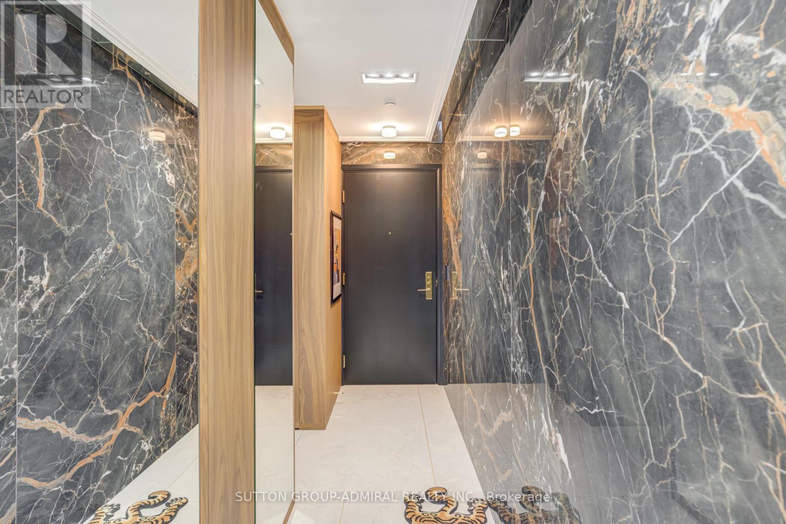 505 - 88 Cumberland Street, Toronto, ON - Indoor