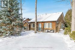 12 CABIN CRESCENT Wasaga Beach, ON L9Z 1X7