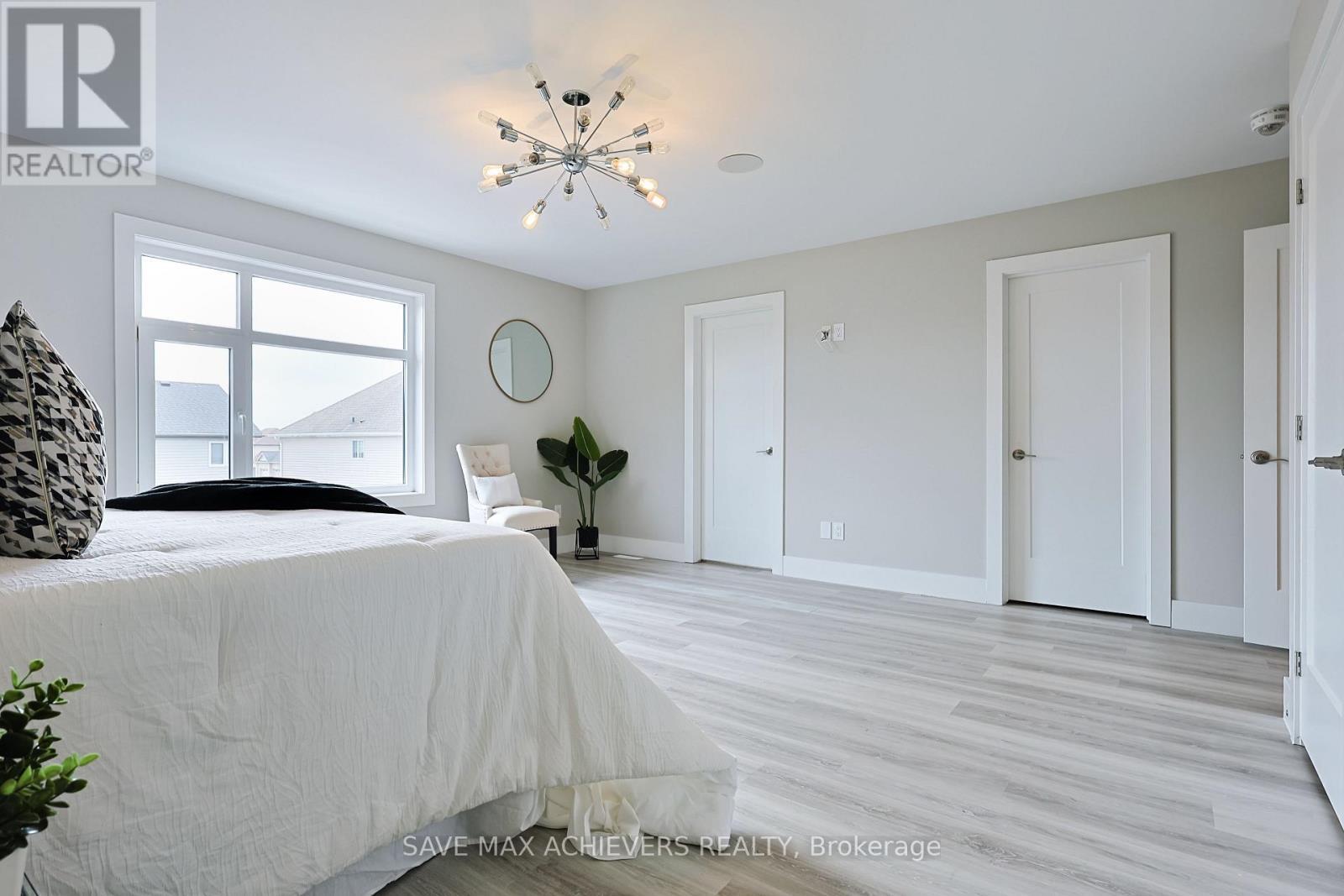 2155 Bakervilla Street, London South, ON - Indoor Photo Showing Bedroom