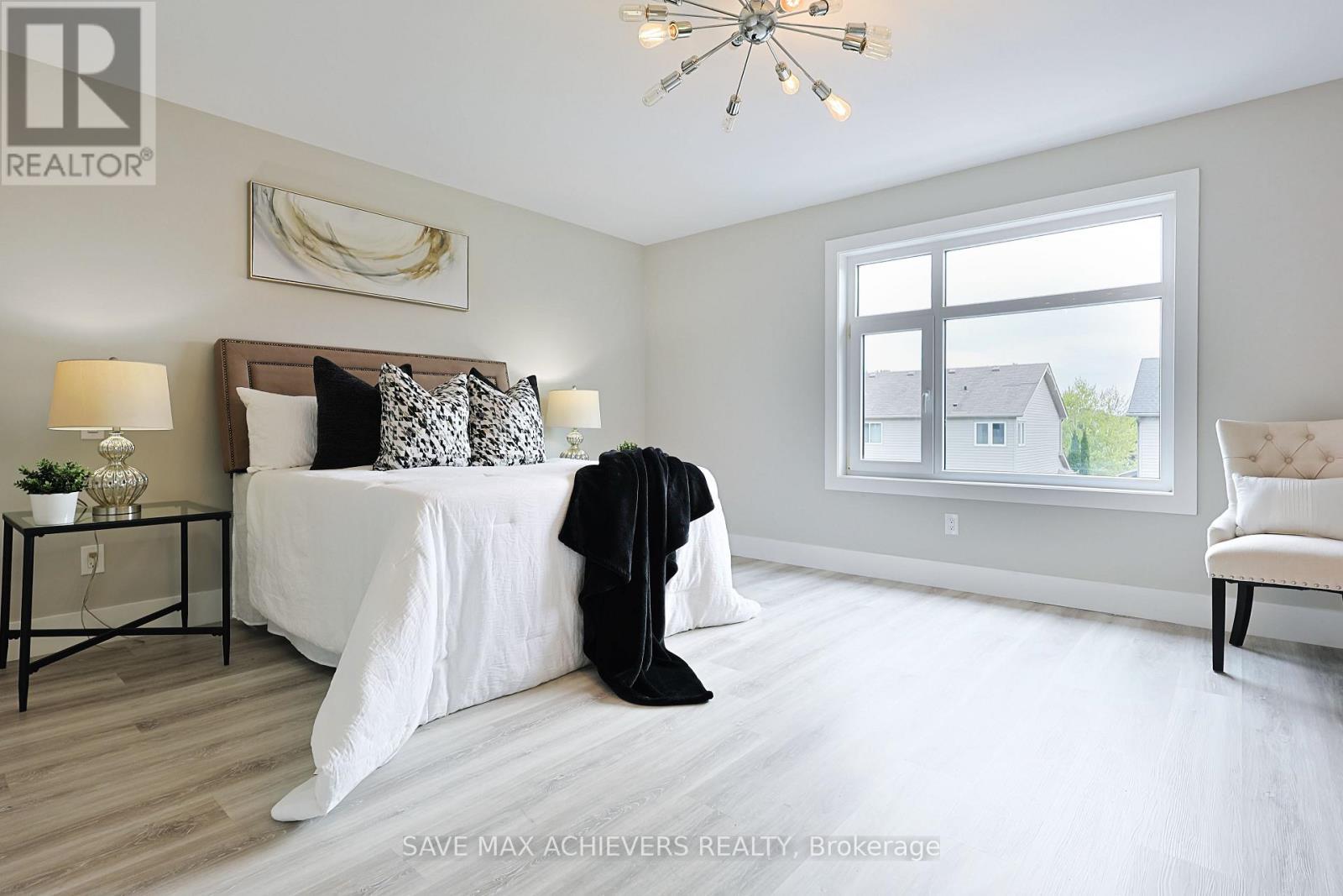 2155 Bakervilla Street, London South, ON - Indoor Photo Showing Bedroom