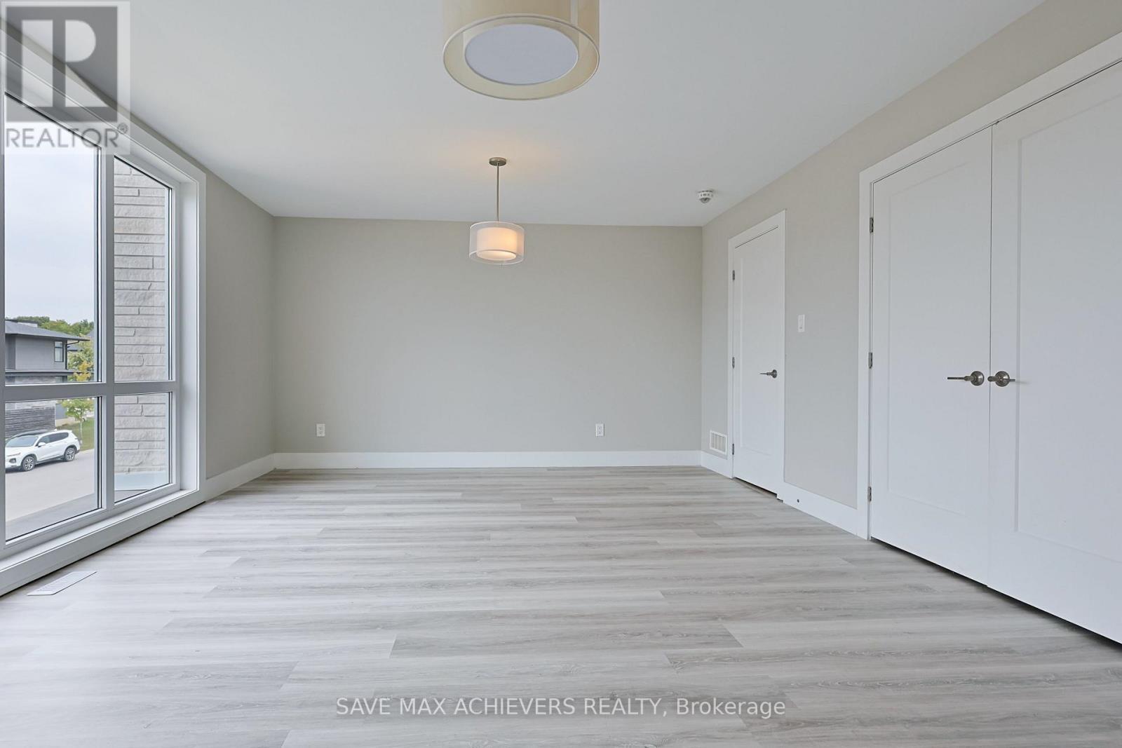 2155 Bakervilla Street, London South, ON - Indoor Photo Showing Other Room