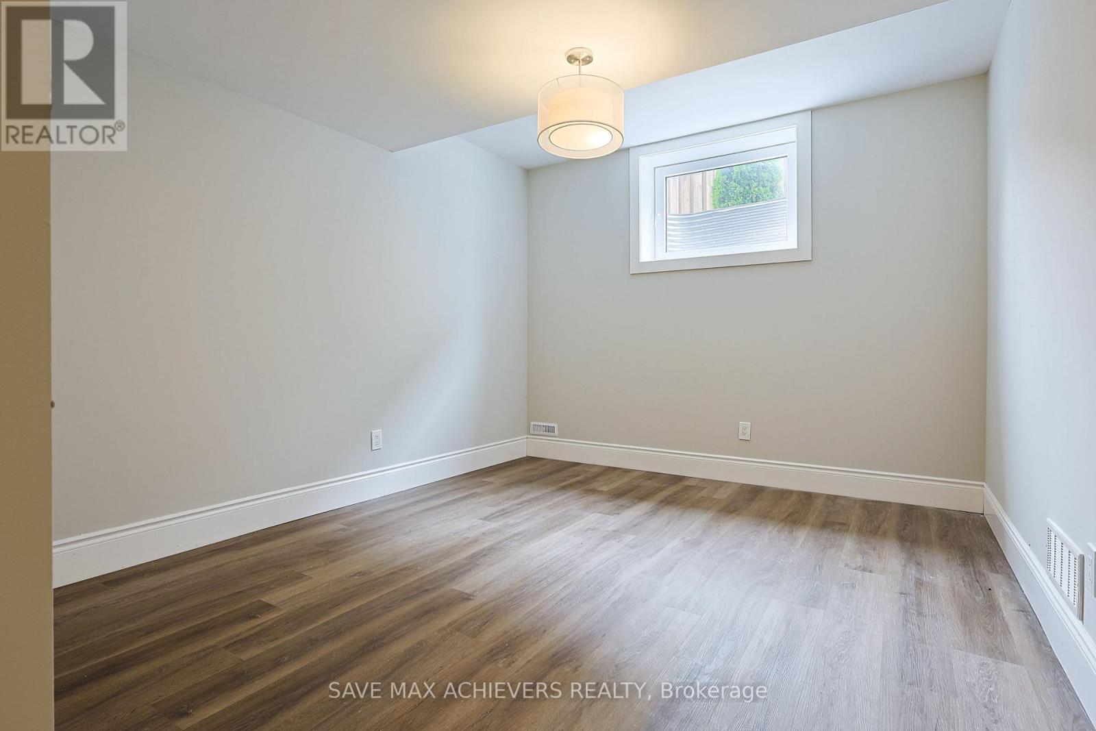 2155 Bakervilla Street, London South, ON - Indoor Photo Showing Other Room