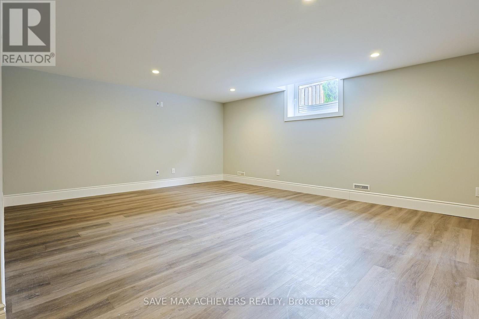 2155 Bakervilla Street, London South, ON - Indoor