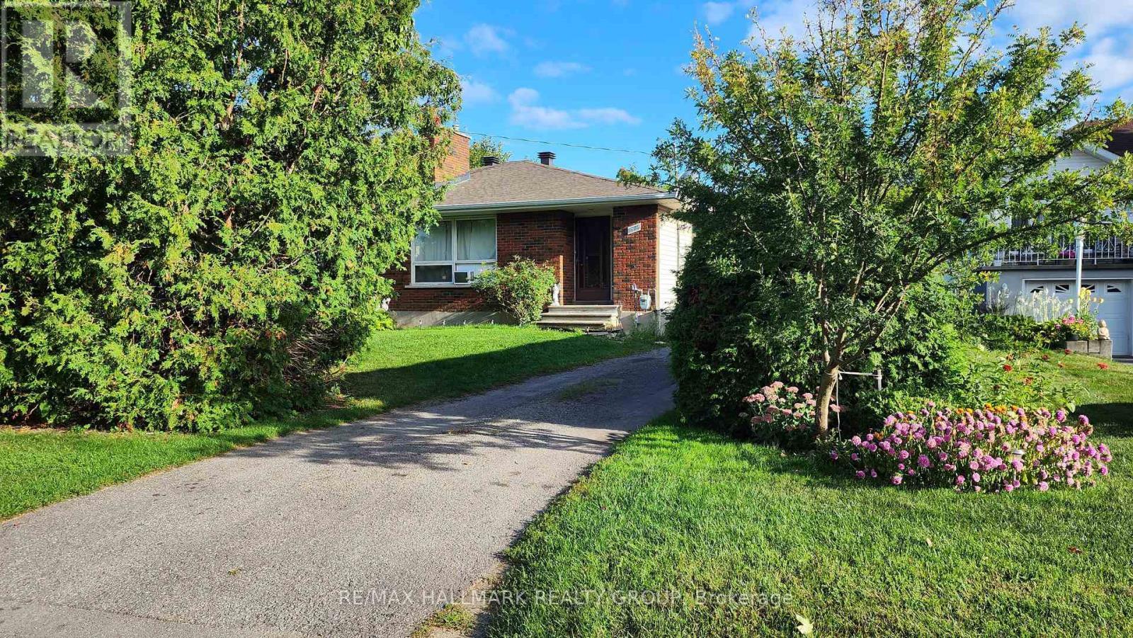 1570-1580 Goth Avenue, Ottawa, ON