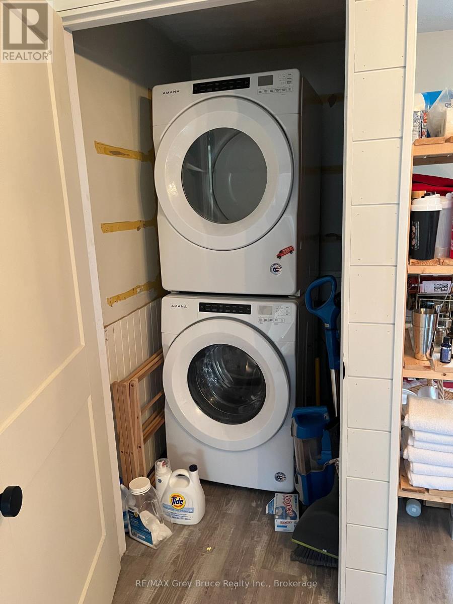 691 Bruce Rd 17, Arran-Elderslie, ON - Indoor Photo Showing Laundry Room