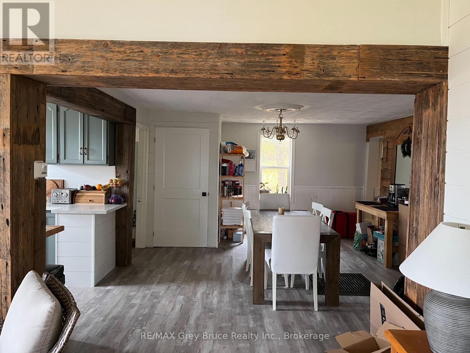 691 Bruce Rd 17, Arran-Elderslie, ON - Indoor Photo Showing Other Room