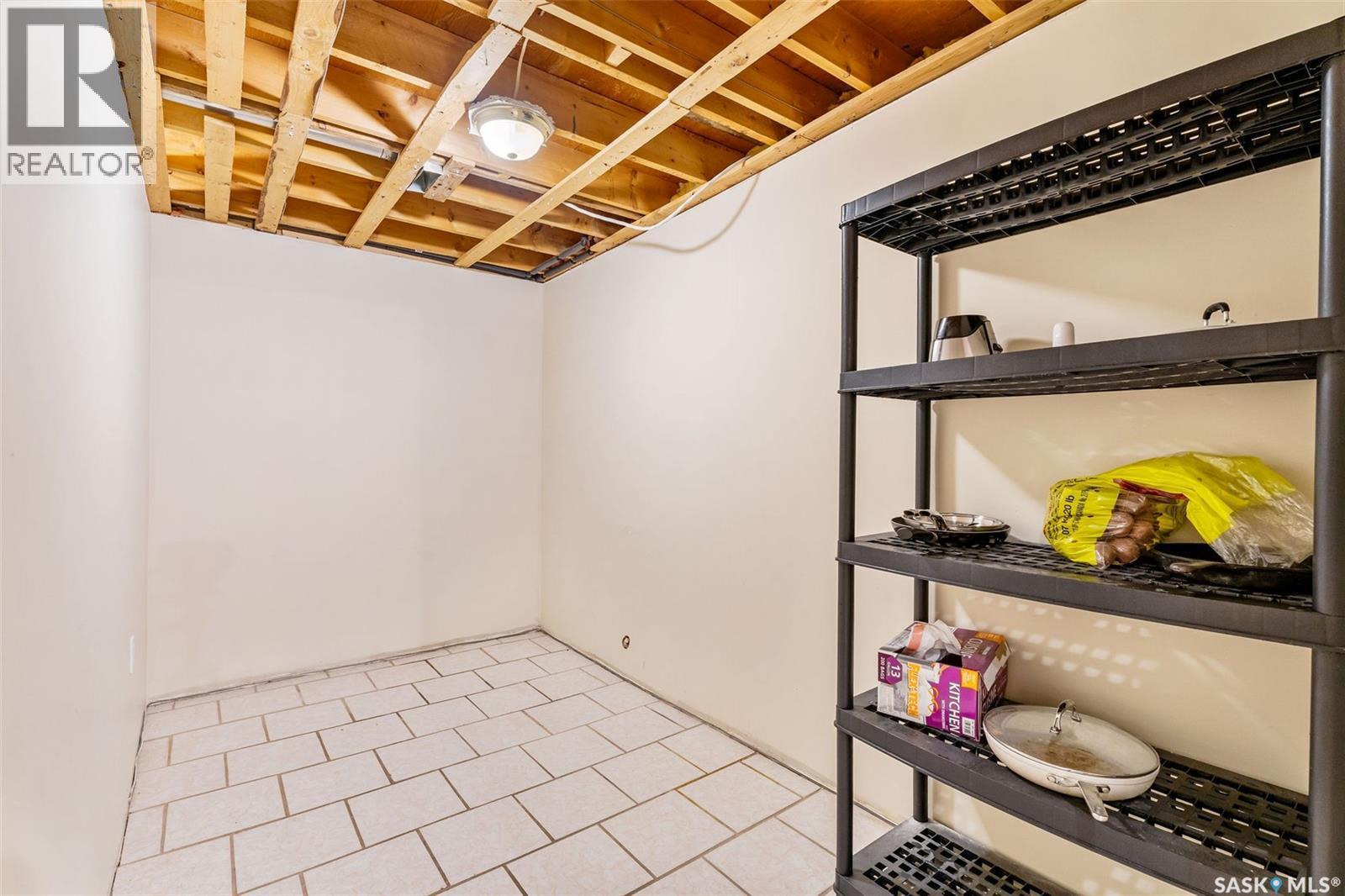 603 Macarthur Drive, Prince Albert, SK - Indoor