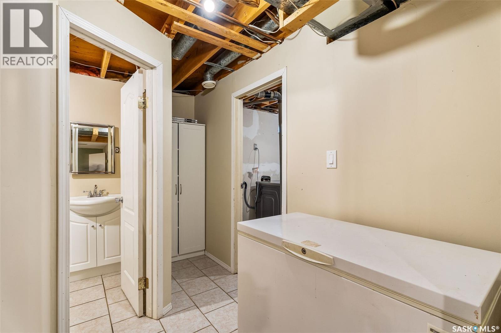 603 Macarthur Drive, Prince Albert, SK - Indoor