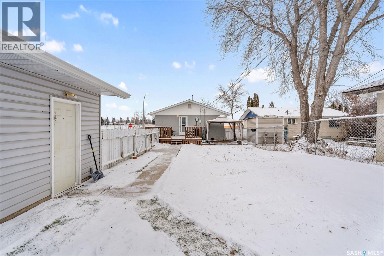 603 Macarthur Drive, Prince Albert, SK - Outdoor