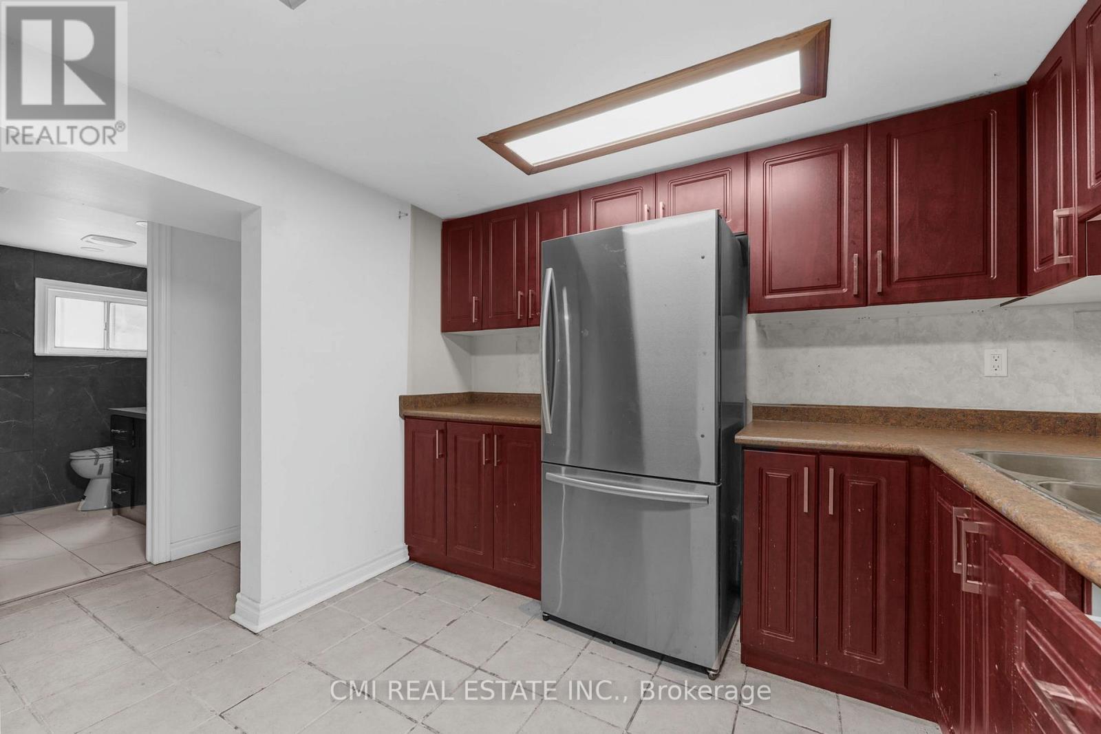 50 Apache Trail, Toronto, ON - Indoor Photo Showing Kitchen