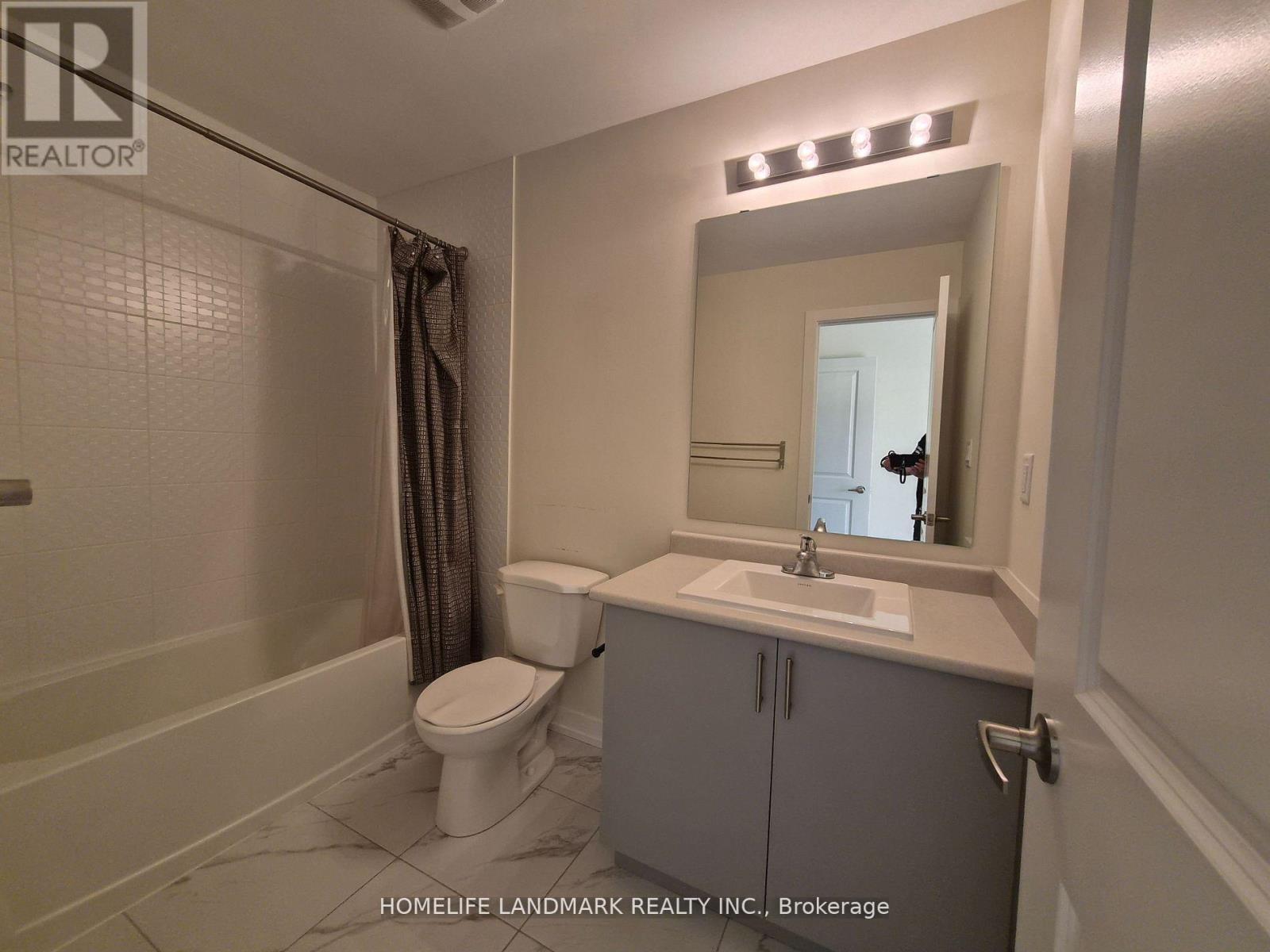 227 Webb Street, Markham, ON - Indoor Photo Showing Bathroom