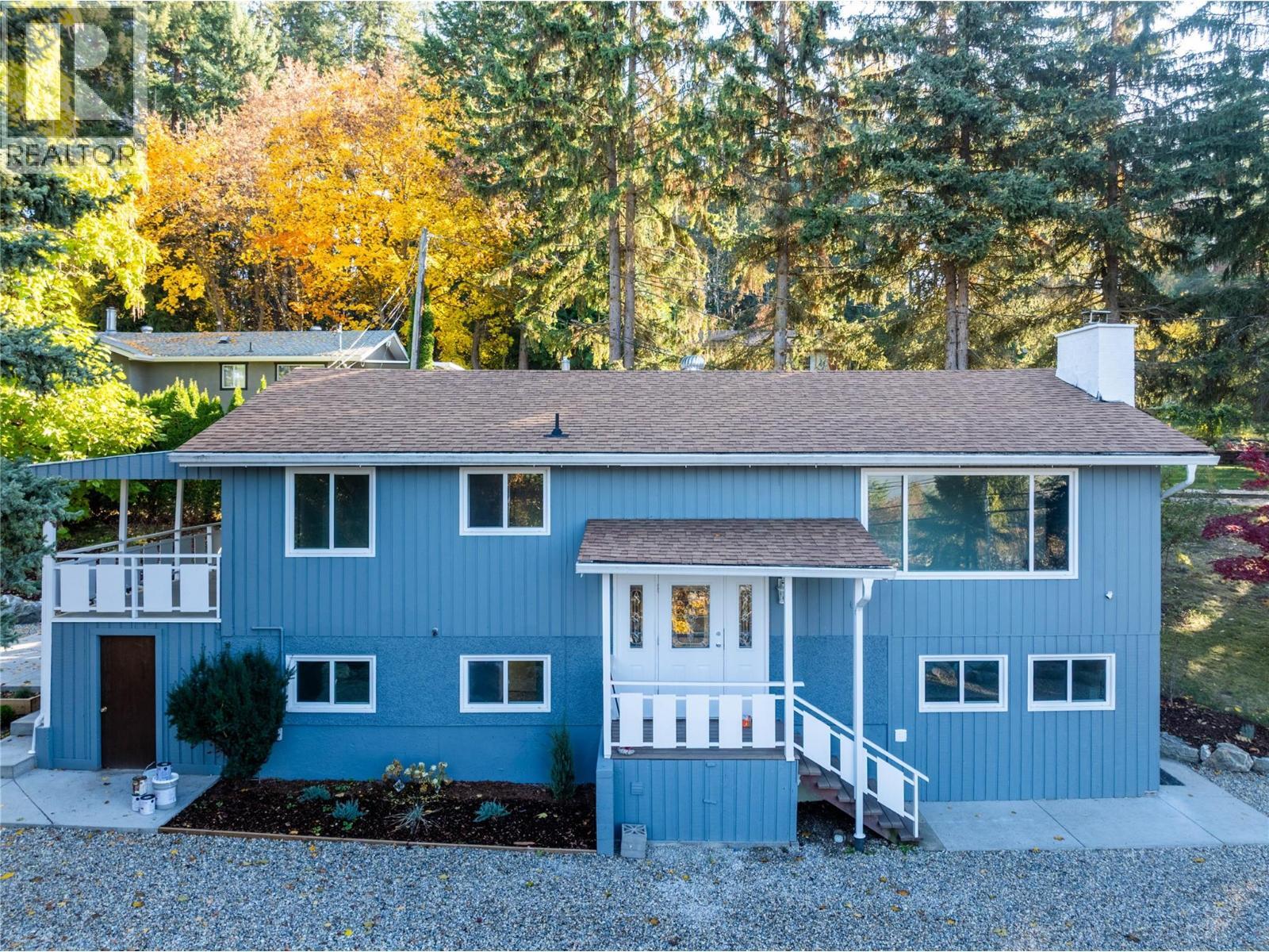 800 20Th Street Se, Salmon Arm, BC - Outdoor