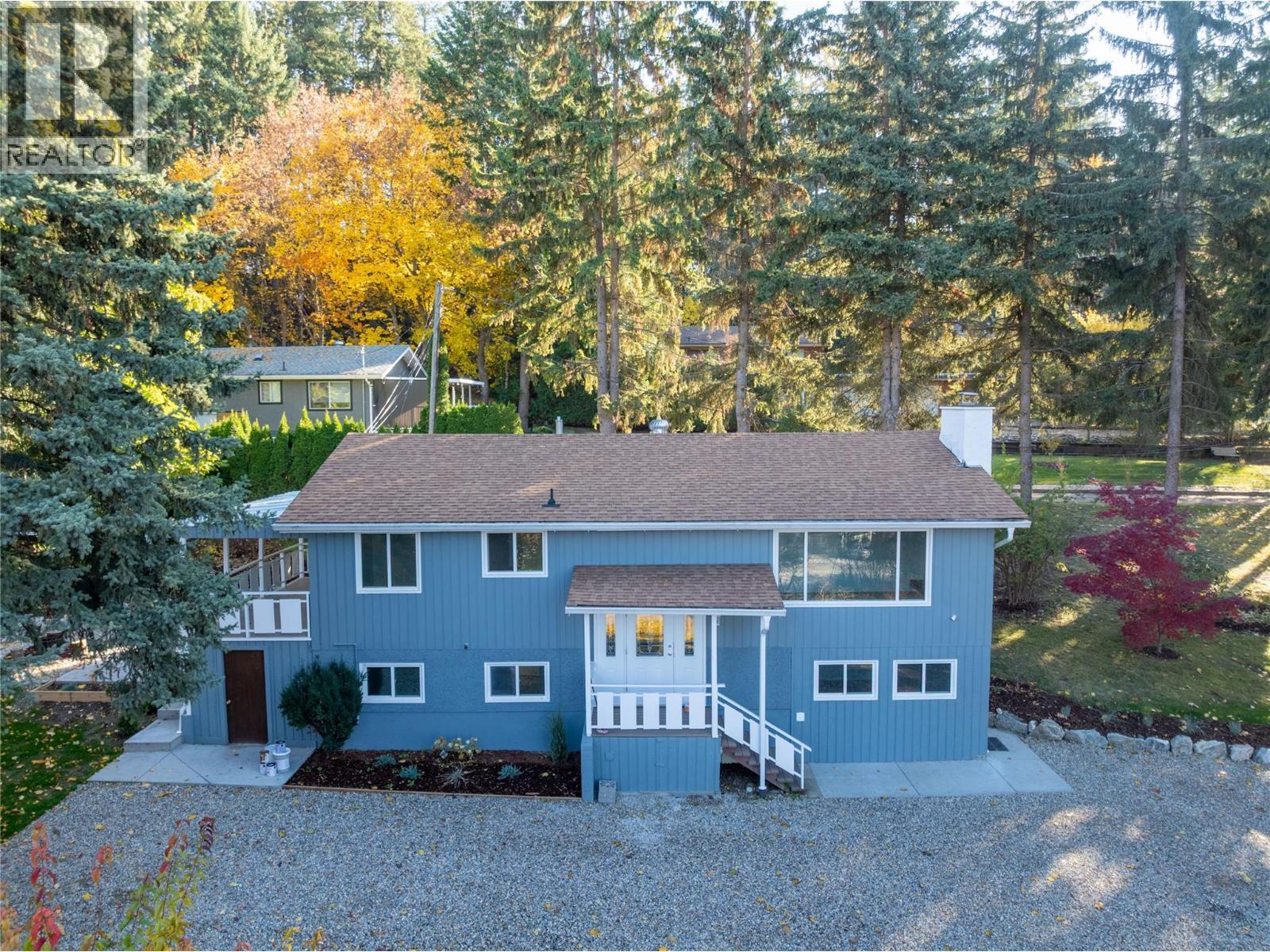 800 20Th Street Se, Salmon Arm, BC - Outdoor