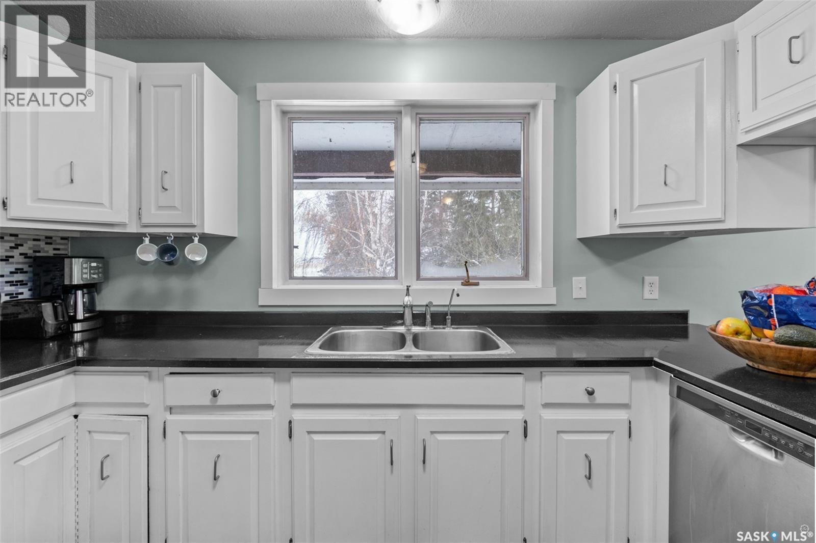Nesbit Forest Drive Acreage, Garden River Rm No. 490, SK - Indoor Photo Showing Kitchen With Double Sink