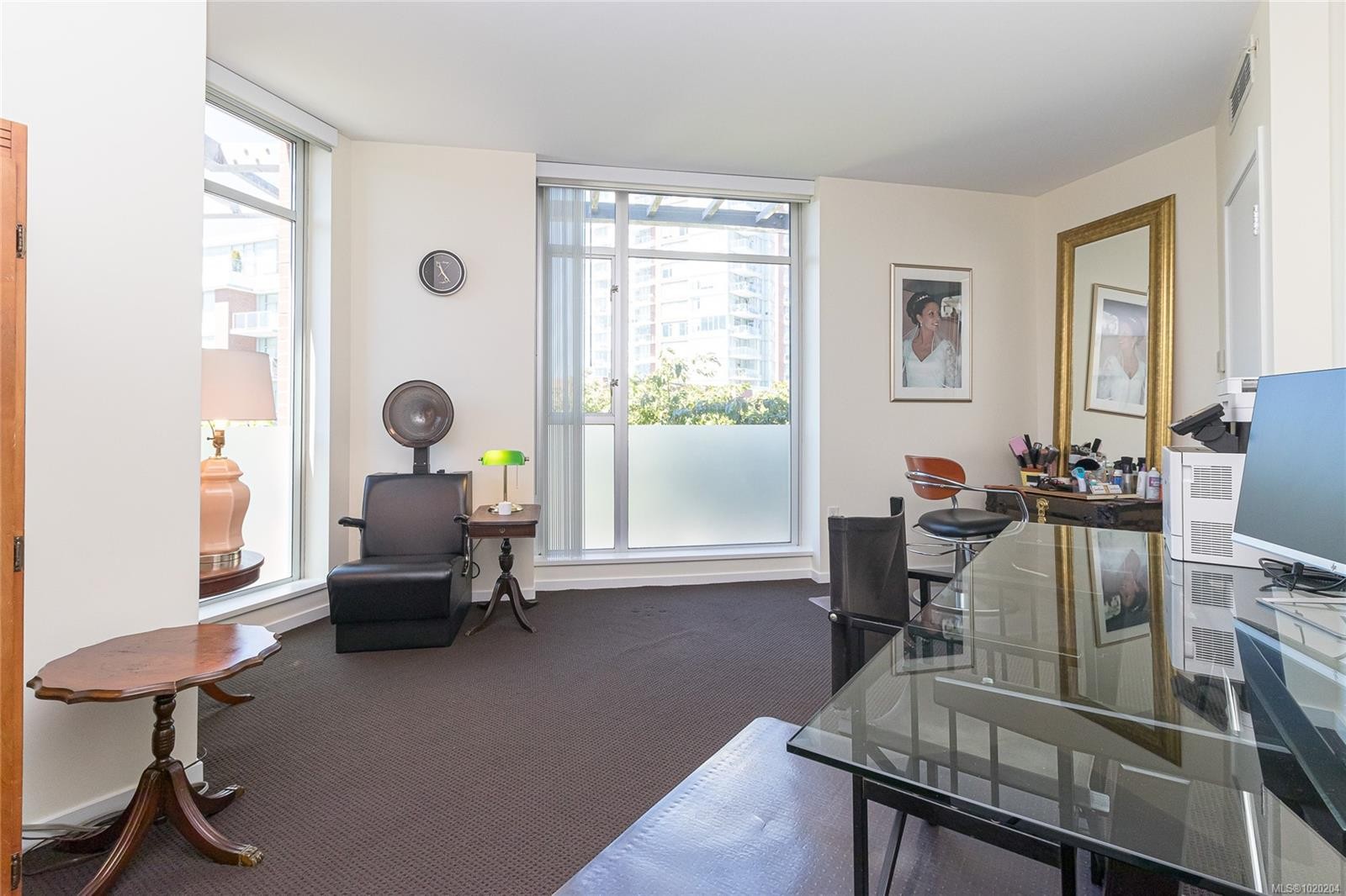 105-100 Saghalie Rd, Victoria, BC - Indoor