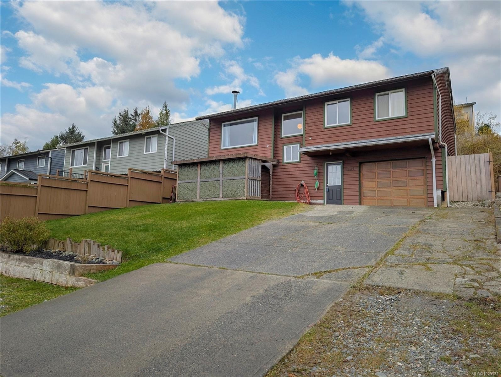 2121 Pioneer Hill Dr, Port Mcneill, BC