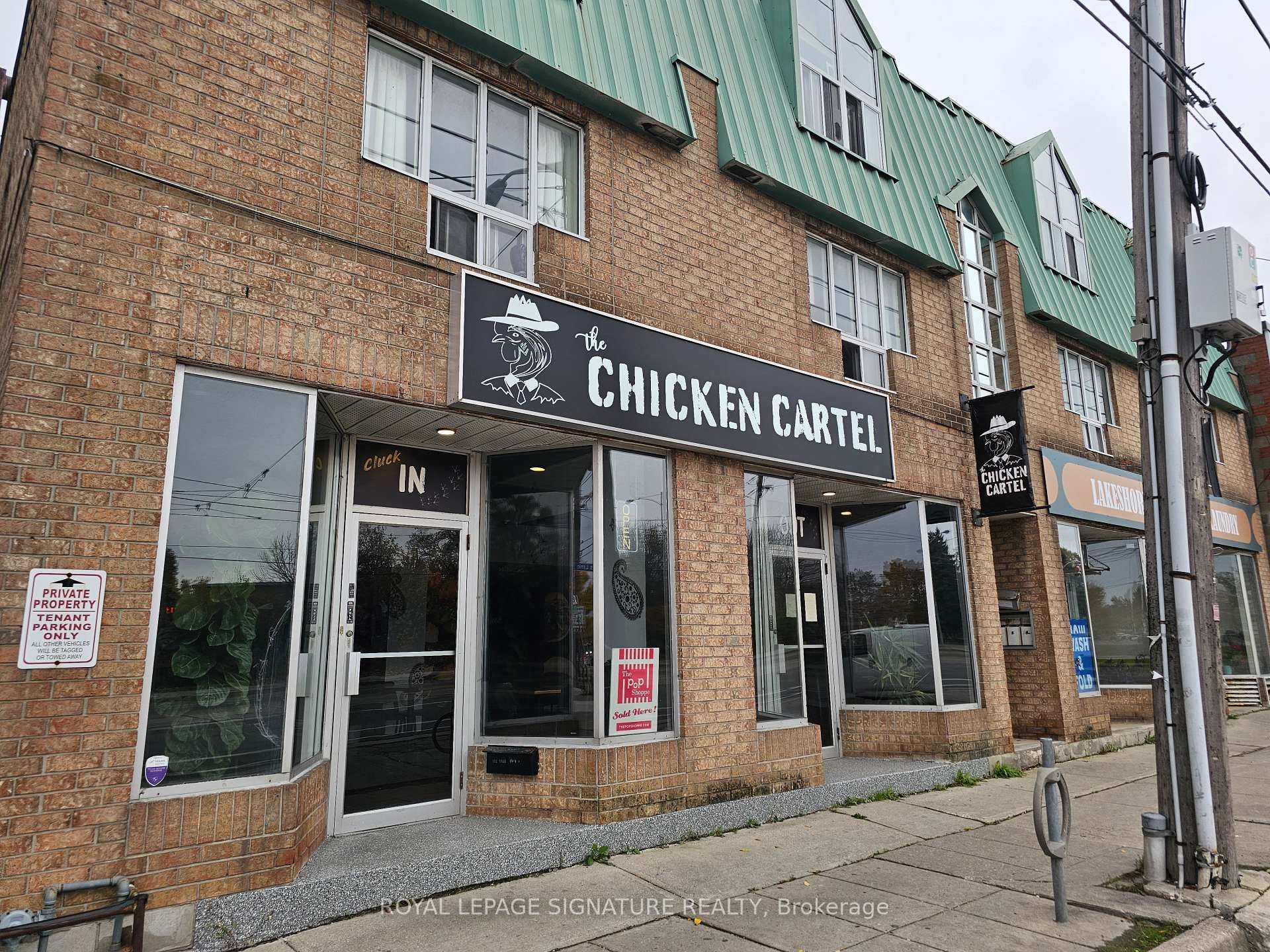 3747 Lake Shore Boulevard W, Toronto, ON