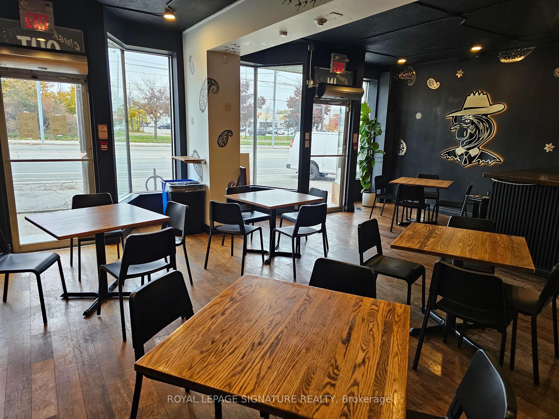 3747 Lake Shore Boulevard W, Toronto, ON