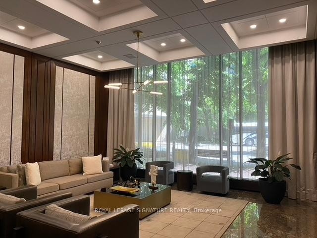 2102-65 Harbour Square, Toronto, ON - Indoor Photo Showing Other Room