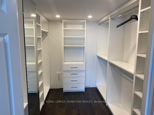 2102-65 Harbour Square, Toronto, ON - Indoor