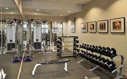 2102-65 Harbour Square, Toronto, ON - Indoor Photo Showing Gym Room