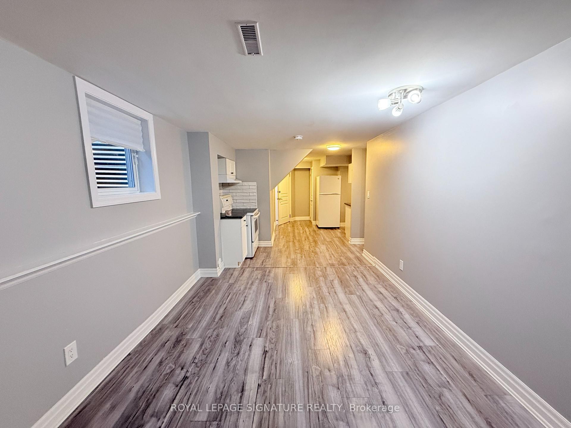 Bsmt-28 Huntley Court, Brampton, ON - Indoor Photo Showing Other Room