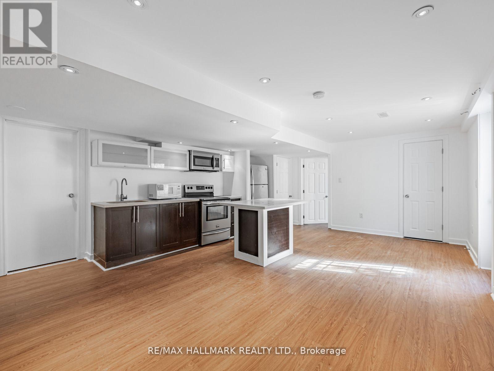 Bsmnt - 17 Crane Crescent, Ajax, ON - Indoor Photo Showing Kitchen