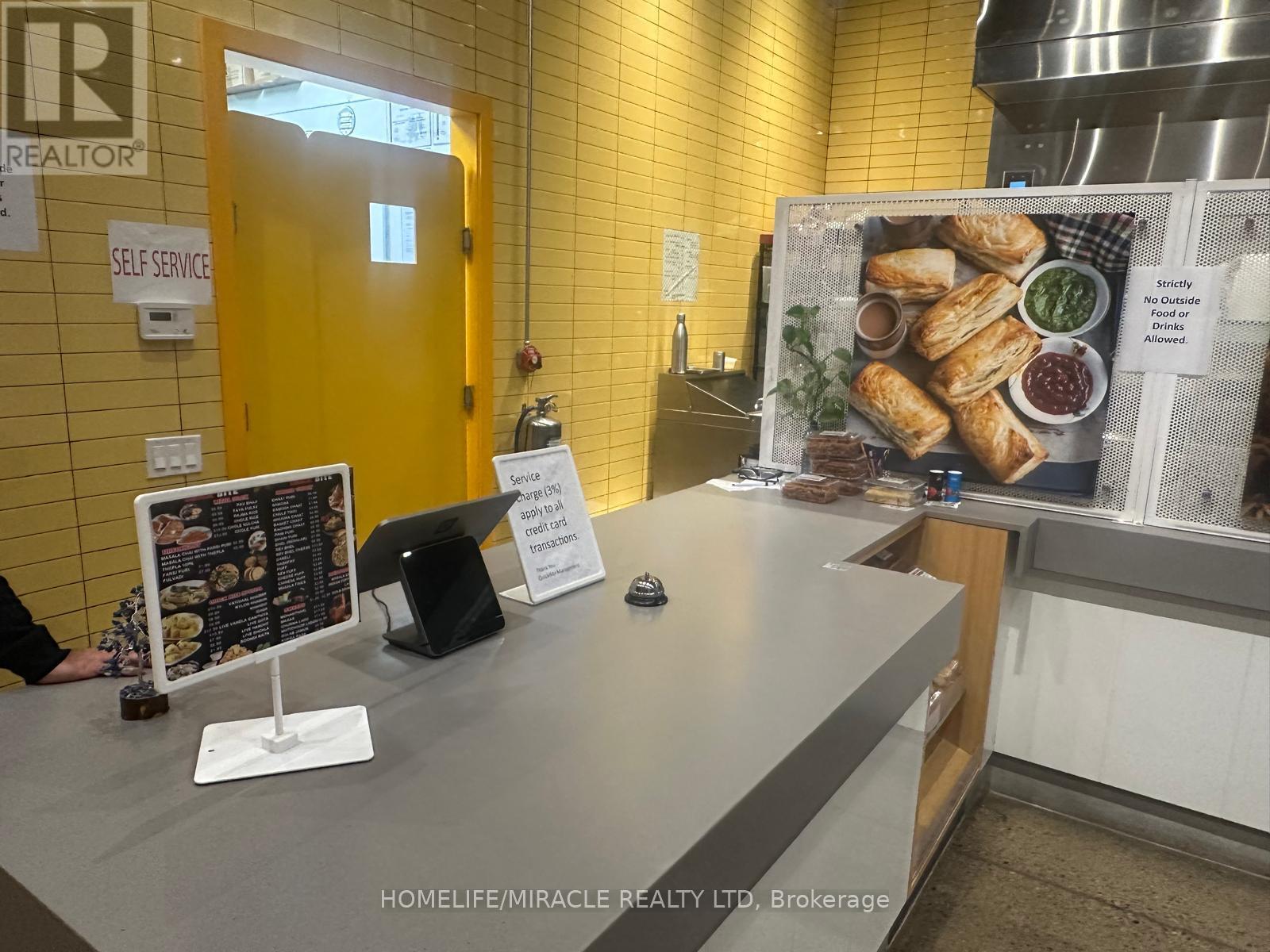 3 - 105 Clair Road E, Guelph, ON