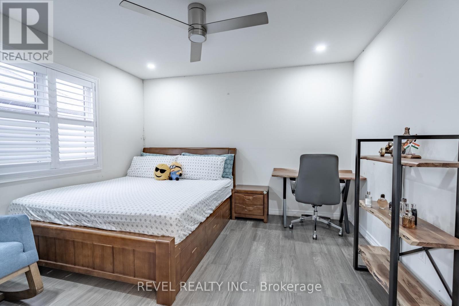 32 Barker Parkway, Thorold, ON - Indoor Photo Showing Bedroom
