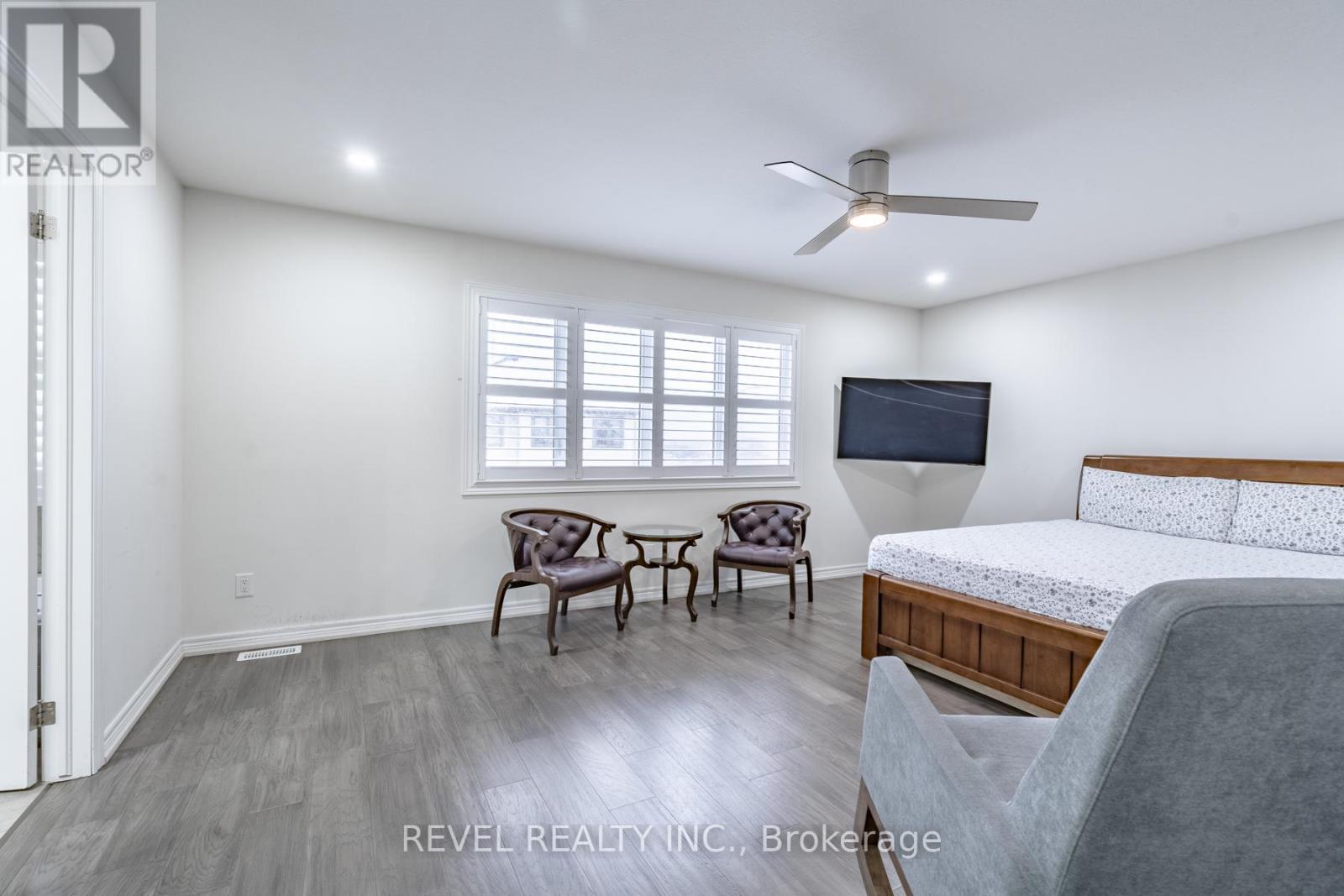 Primary Bedroom - 32 Barker Parkway, Thorold, ON - Indoor Photo Showing Bedroom