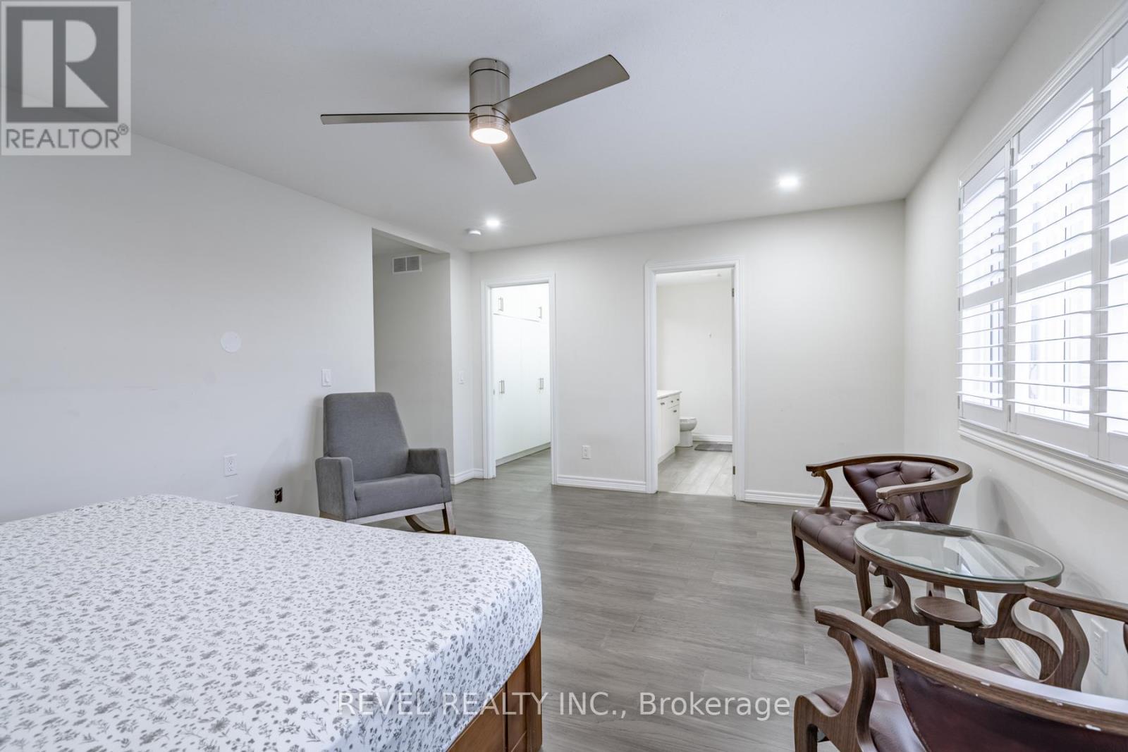 32 Barker Parkway, Thorold, ON - Indoor Photo Showing Bedroom