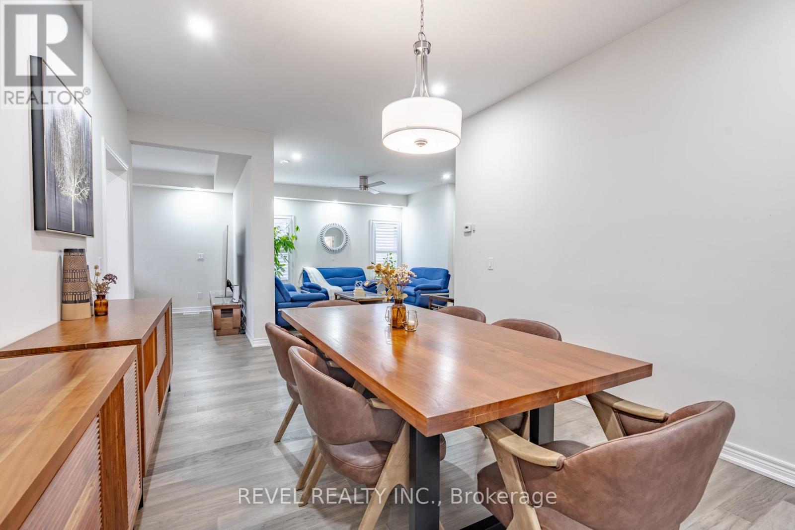 Dining Room - 32 Barker Parkway, Thorold, ON - Indoor Photo Showing Other Room