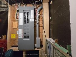 200 amp electrical panel -