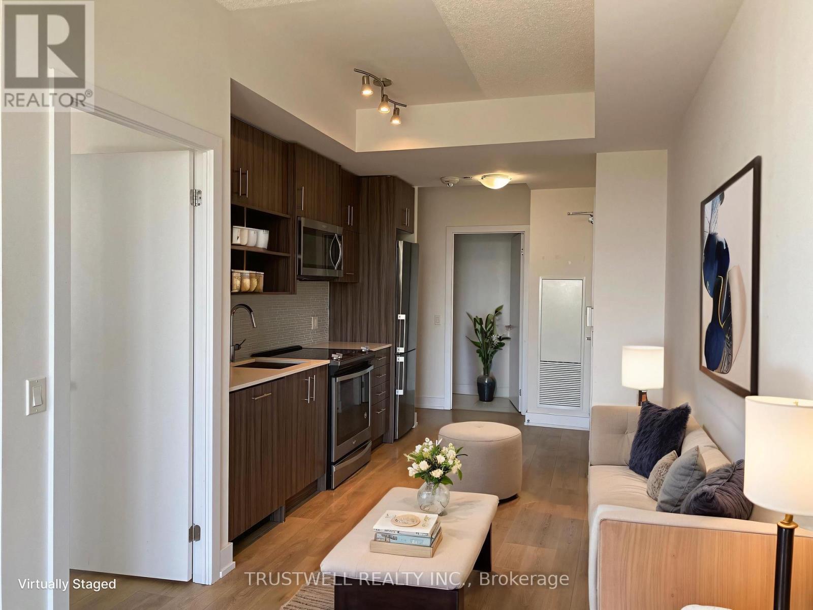 906 - 128 Fairview Mall Drive, Toronto, ON - Indoor