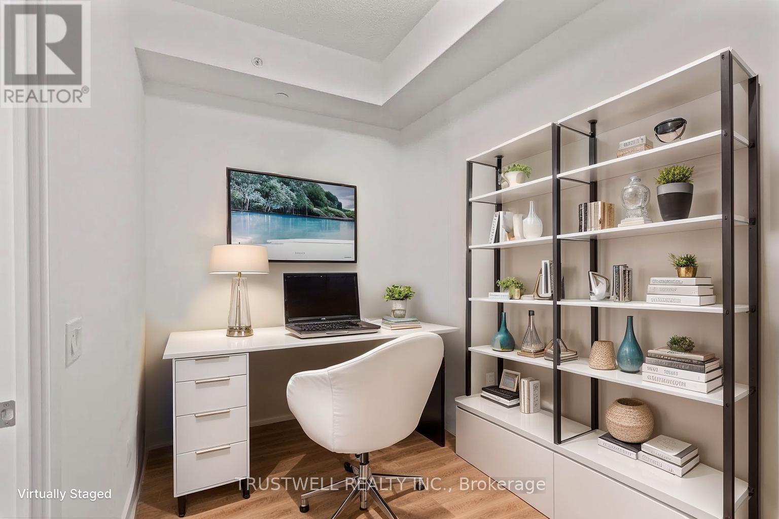 906 - 128 Fairview Mall Drive, Toronto, ON - Indoor Photo Showing Office