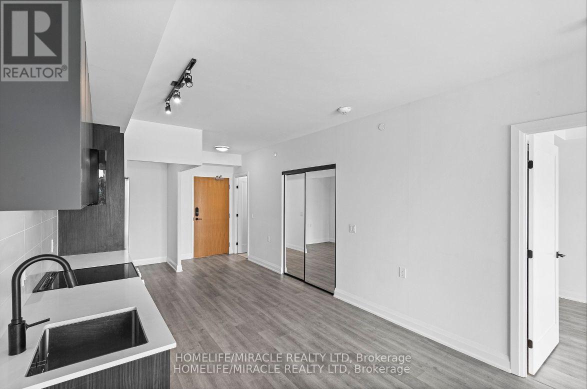 601 - 2369 Danforth Avenue, Toronto, ON - Indoor