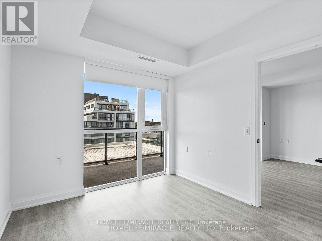601 - 2369 Danforth Avenue, Toronto, ON - Indoor Photo Showing Other Room
