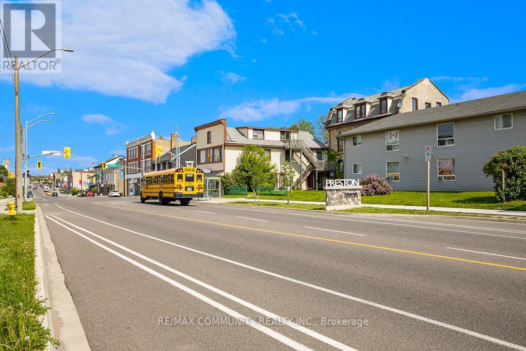 1 - 1130 King Street E, Cambridge, ON - Outdoor