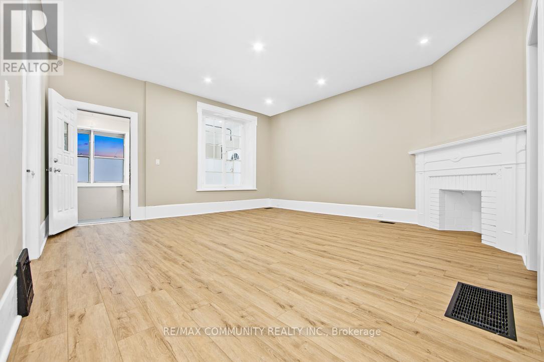 1 - 1130 King Street E, Cambridge, ON - Indoor Photo Showing Other Room