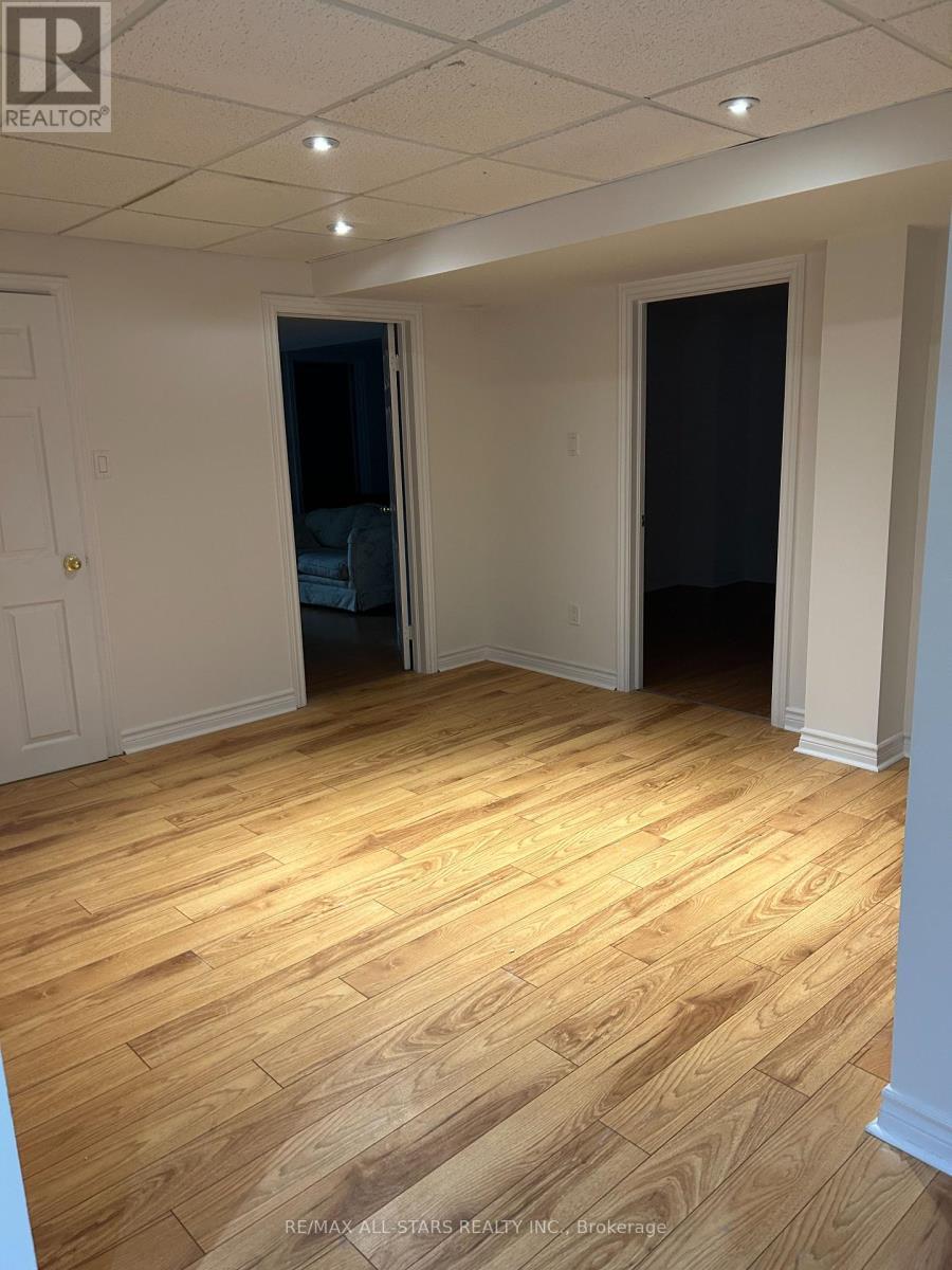 171 Shaftsbury Avenue, Richmond Hill, ON - Indoor Photo Showing Other Room