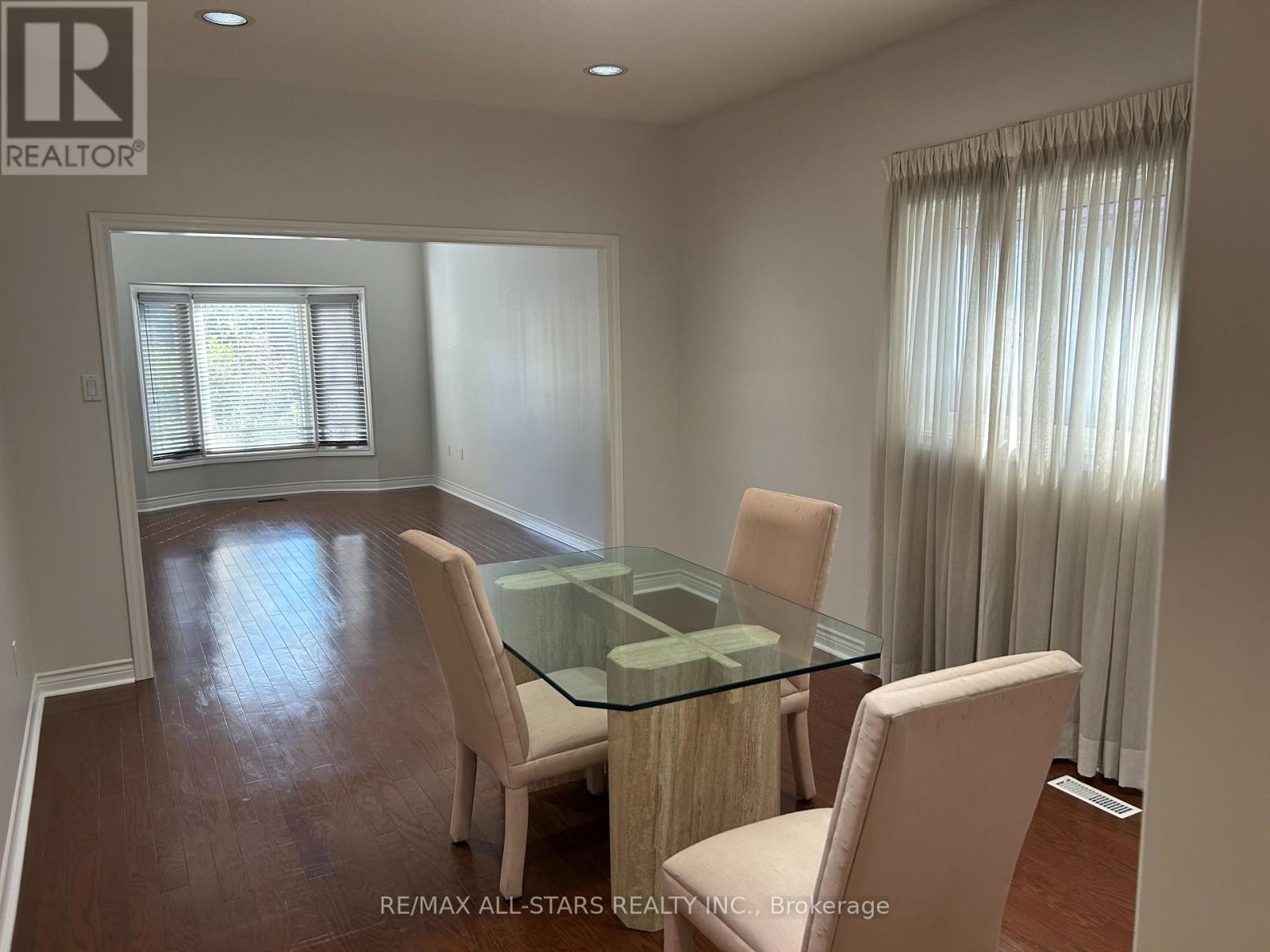 171 Shaftsbury Avenue, Richmond Hill, ON - Indoor Photo Showing Dining Room