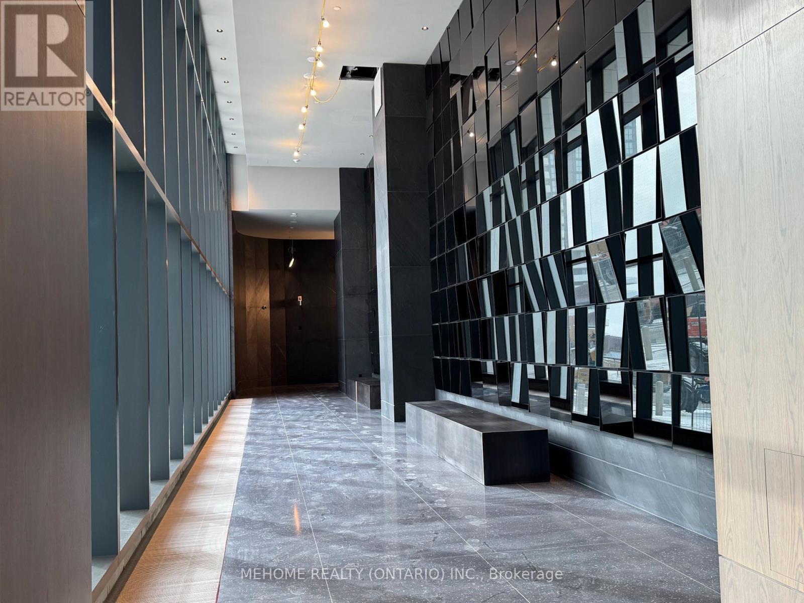 1207 - 8 Interchange Way, Vaughan, ON - Indoor Photo Showing Other Room