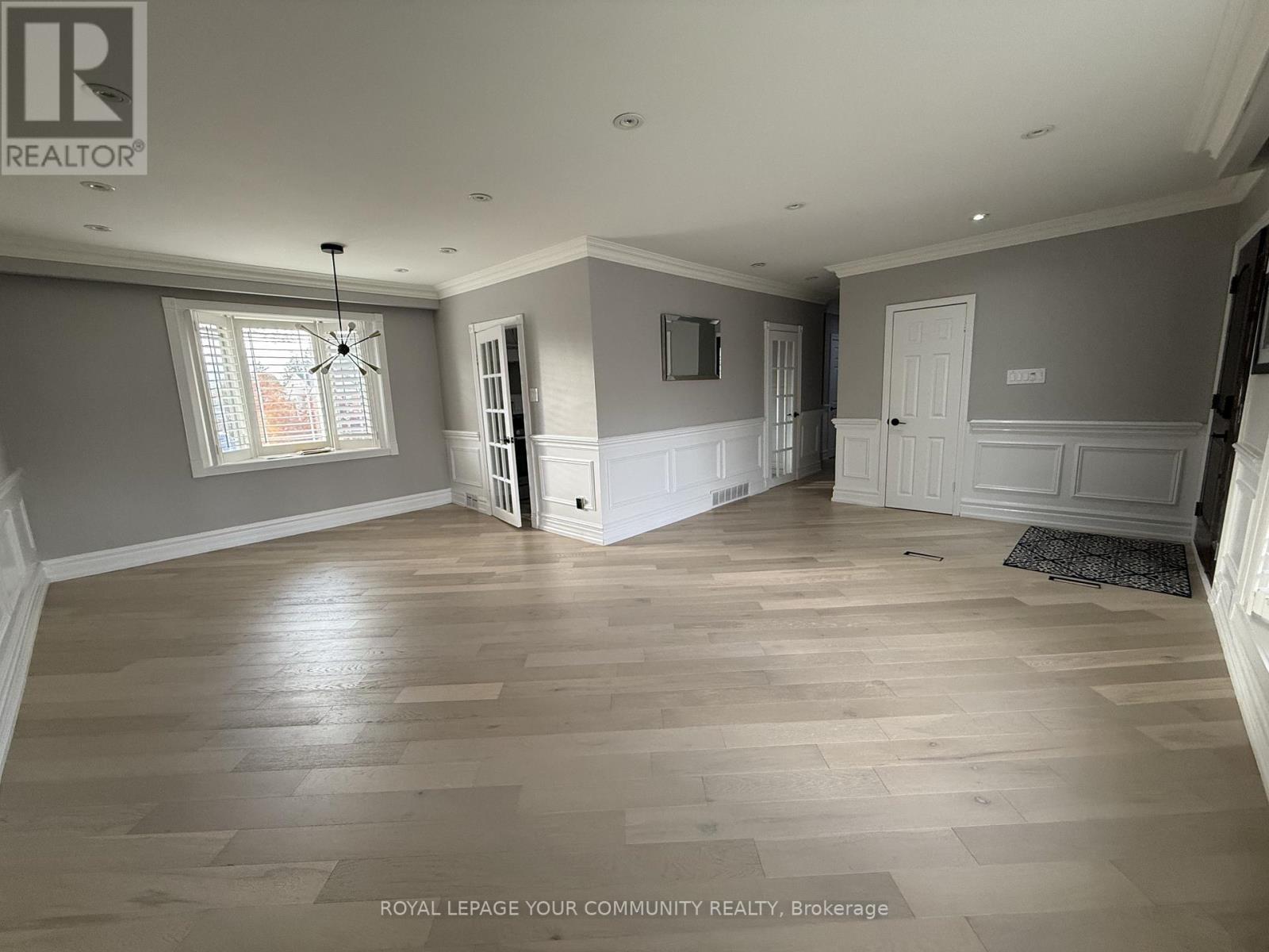 2 Mackinac Crescent, Toronto, ON - Indoor Photo Showing Other Room