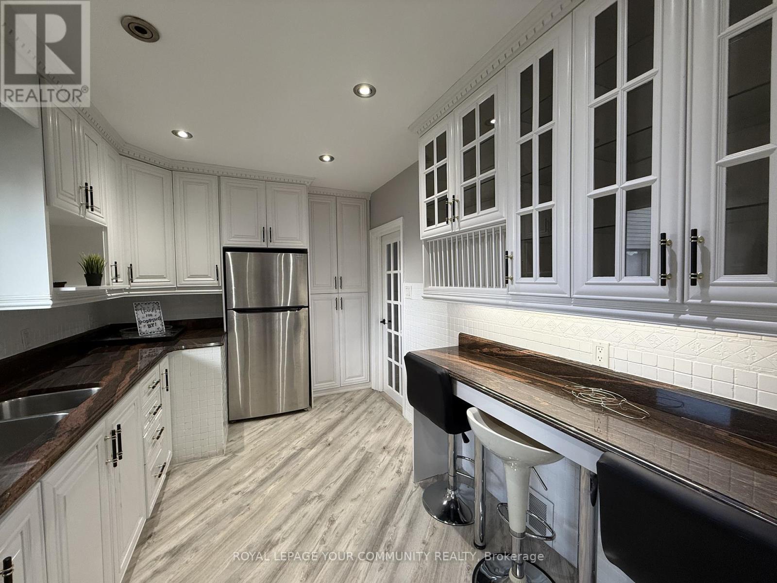 2 Mackinac Crescent, Toronto, ON - Indoor Photo Showing Kitchen With Double Sink